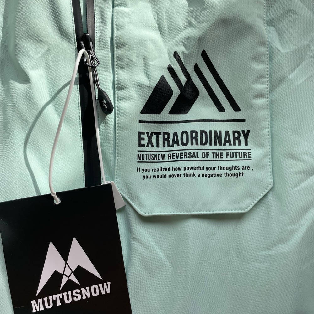 Xtraordinary Women's Mint Ski & Snow Jacket - Picture 2 of 9